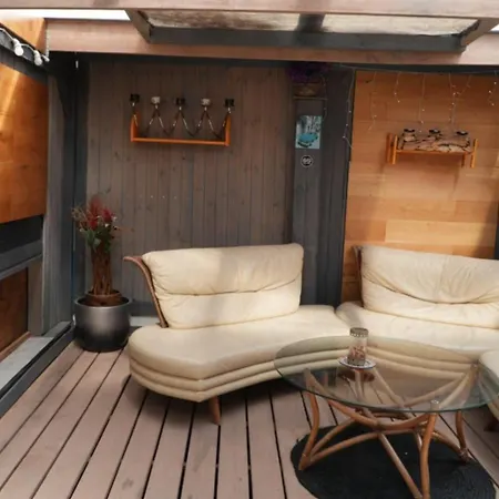 The Roof Olivia Campeggio